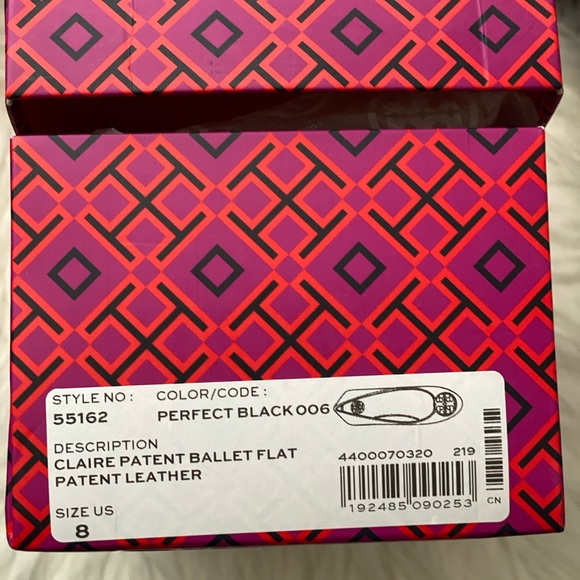 Claire Black Patent Leather w/ Gold Emblem - Picture 10 of 10